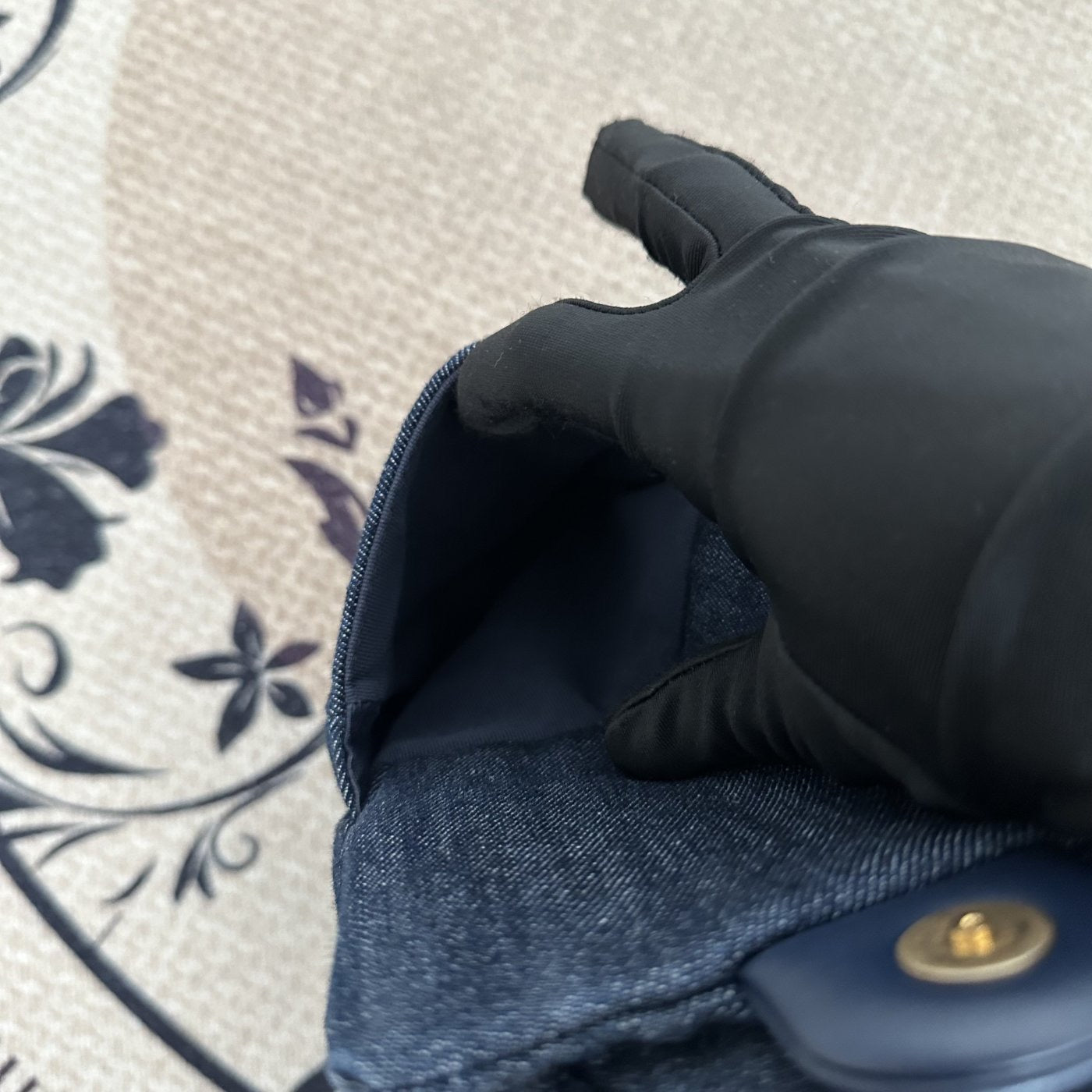 【Chanel】Chanel 25C 25 Hobo, Blue Washed Denim, Gold‑tone Hardware, Micro‑chip Version