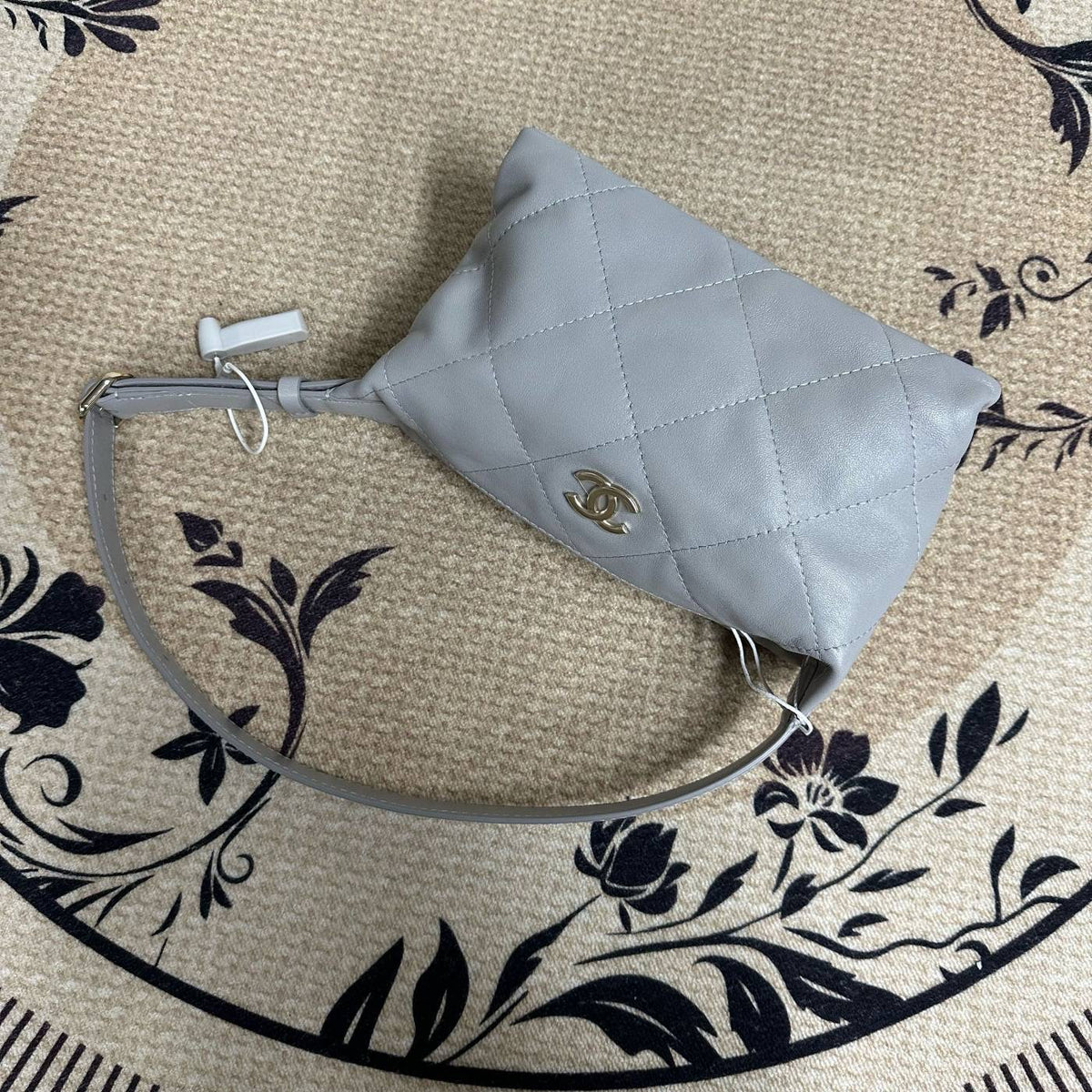 【Chanel】Chanel 26P Grey Gold Hobo Bag, Gold-Tone Hardware-7214108