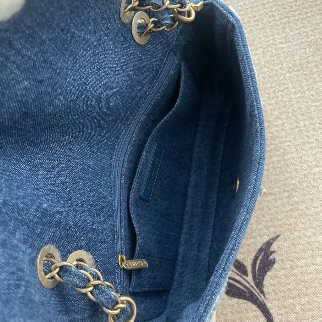 【Chanel】Chanel Blue Denim & Lambskin Classic Flap Bag