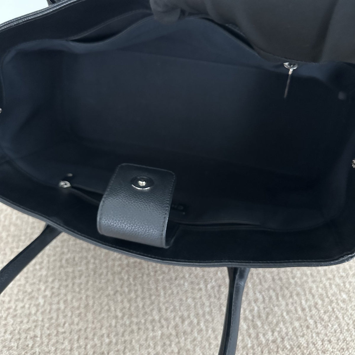 【Chanel】Chanel Cerf Executive Tote Black Caviar with Silver-Tone Hardware