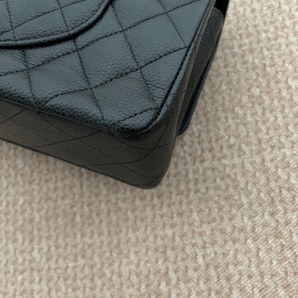【Chanel】Chanel Medium Classic Flap Bag, Black Caviar, Silver-Tone Hardware-0201790LD