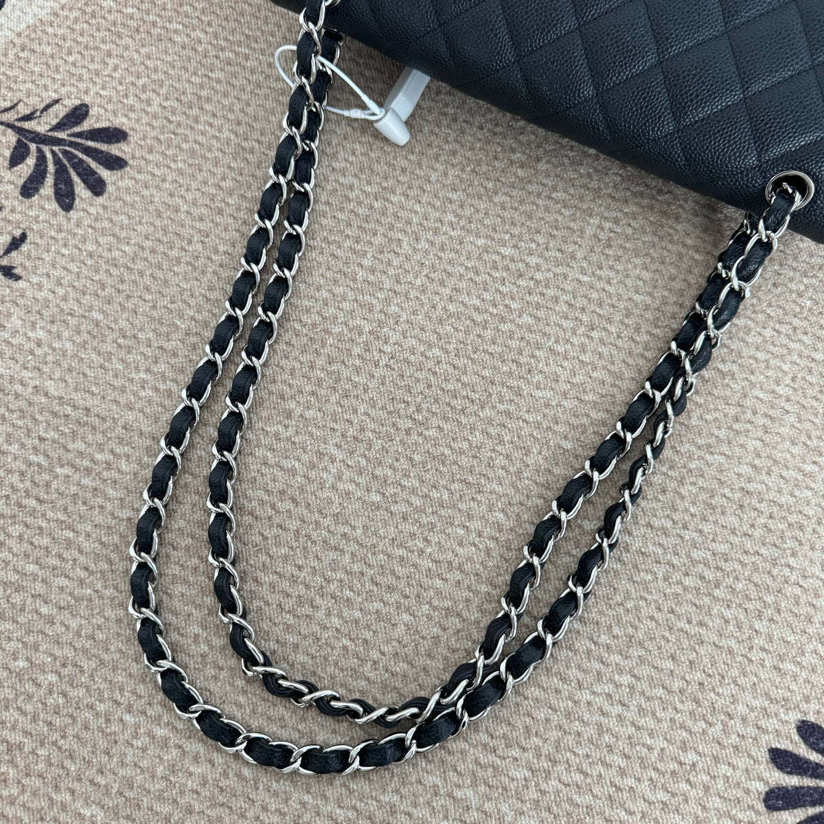 【Chanel】Chanel Black Silver Lambskin Classic Flap Jumbo