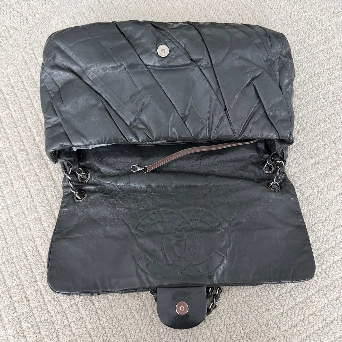 【Chanel】Chanel Grey Waxed Crumpled Calfskin Airlines Bag with Silver-Tone Hardware