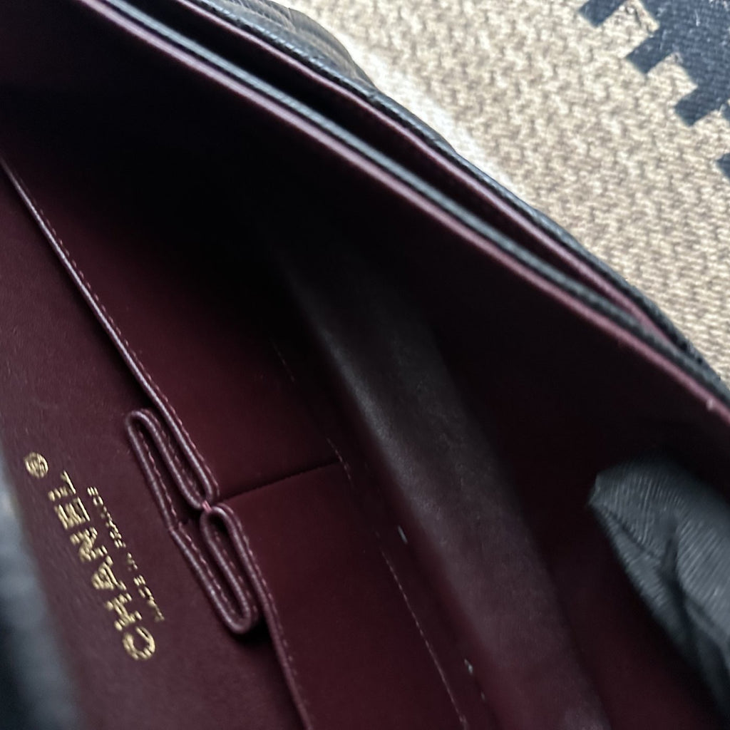 【Chanel】Chanel Black Caviar Classic Double Flap Bag, Gold-Tone Hardware-7212231LD