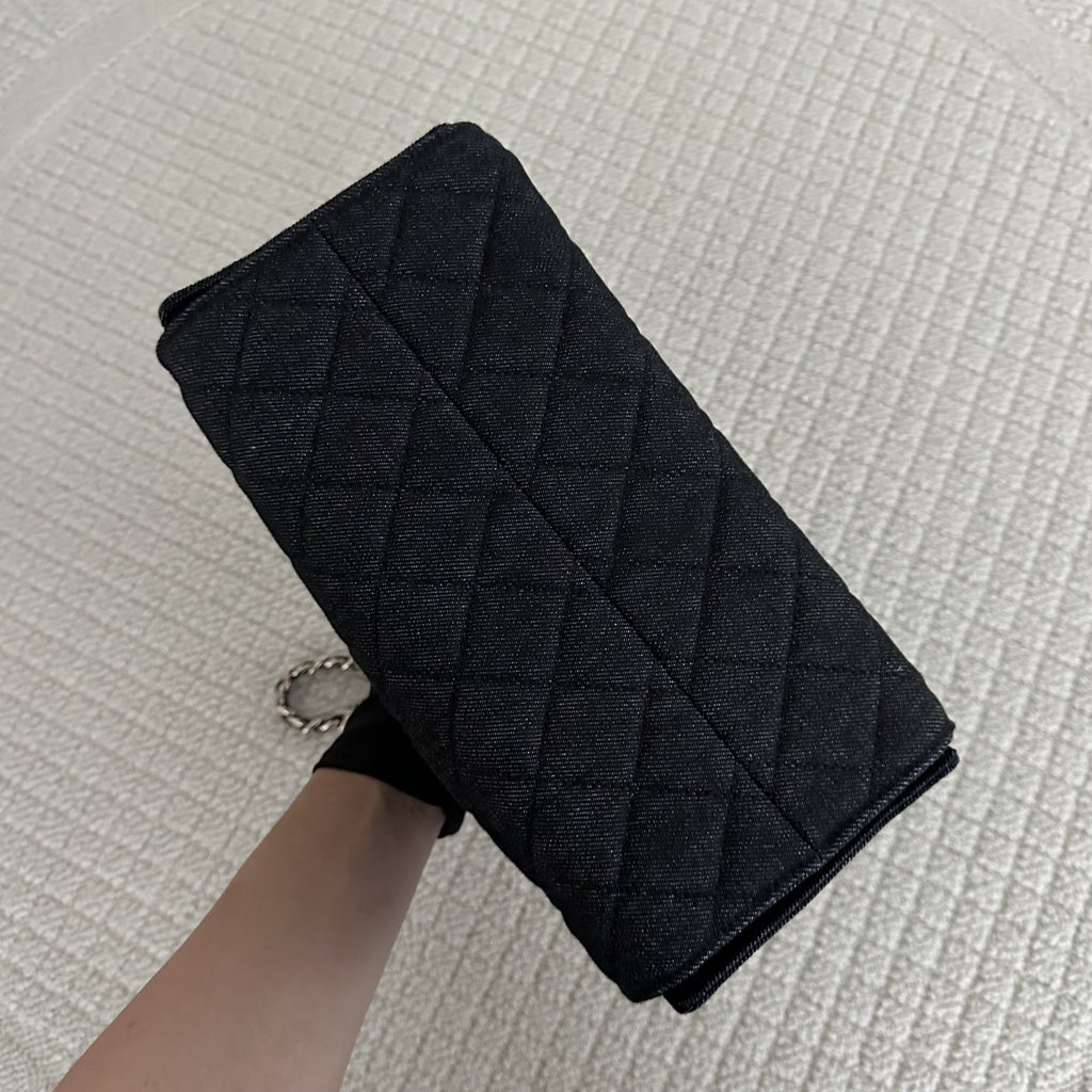 【Chanel】Chanel 25 Bag Small, Black Denim with Gold‑tone Hardware