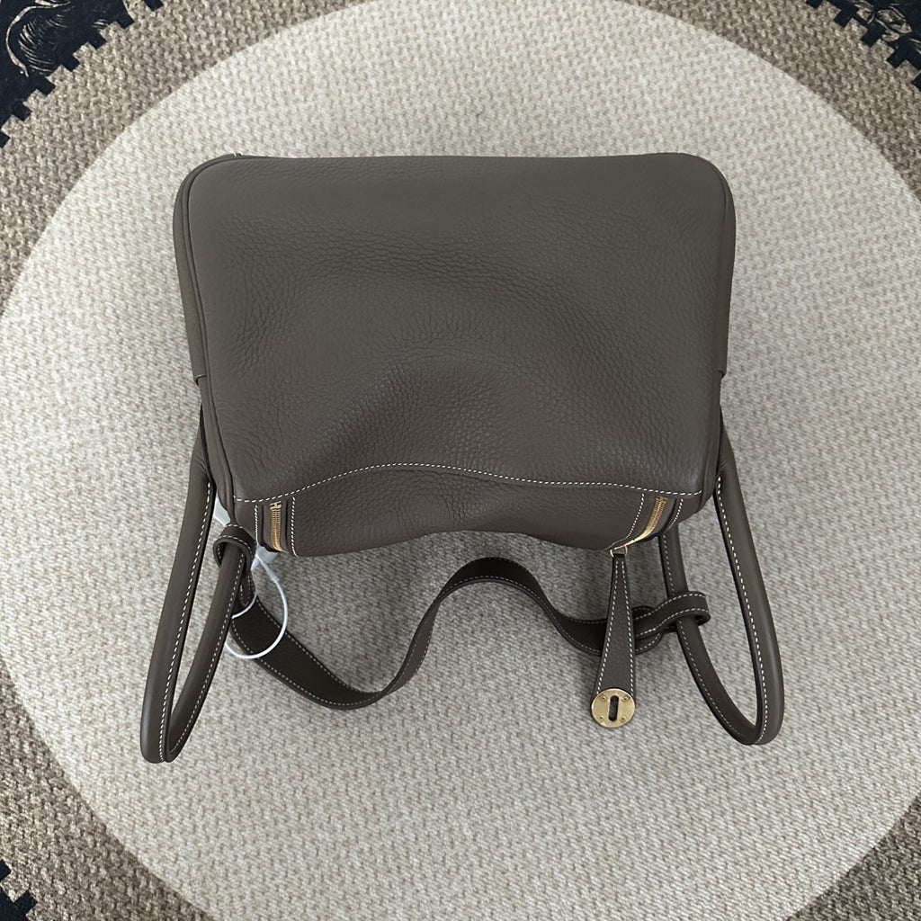 【Hermes】Hermès Lindy 26 Etoupe Gold Hardware B Stamp