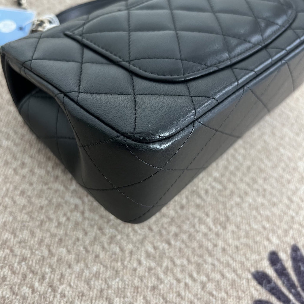 【Chanel】Chanel Classic Flap Large Mini, Black Gold Hardware