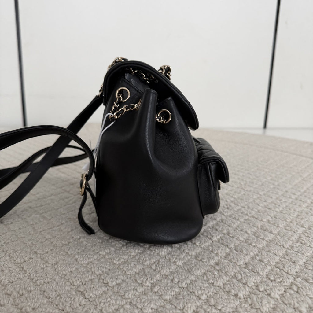 【Chanel】Chanel Black Caviar Duma Backpack, Gold-Tone Hardware-7215925