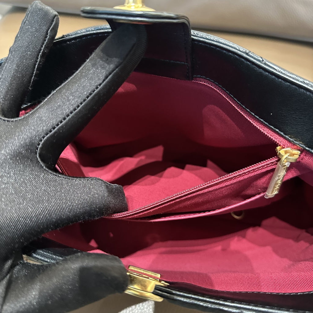 【Chanel】Chanel Black Gold Hobo Bag(23B)