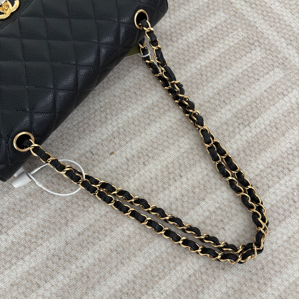 【Chanel】Chanel Black Caviar Classic Flap Bag
