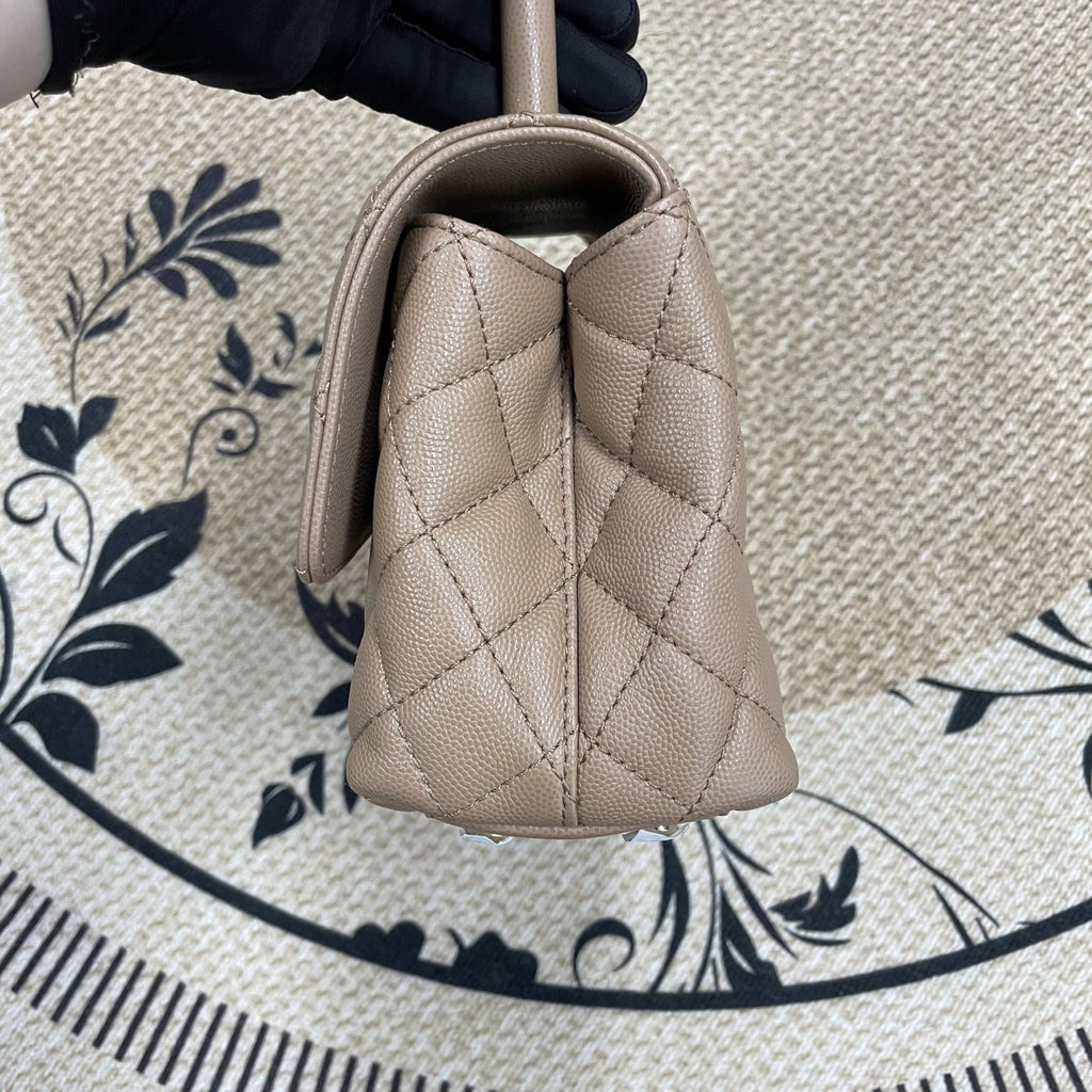【Chanel】Chanel Coco Handle Beige (Milk Tea) Caviar Leather Handbag-7215913