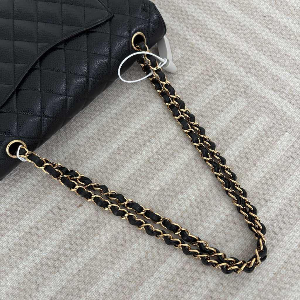 【Chanel】Chanel Black Caviar Classic Flap Bag