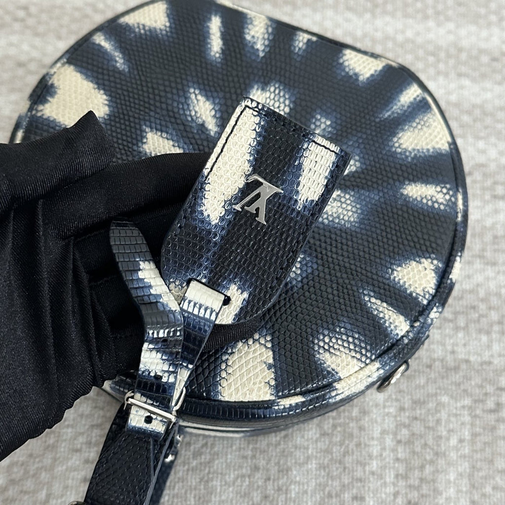【LV】Louis Vuitton Boite Chapeau Souple White & Blue Bi-color