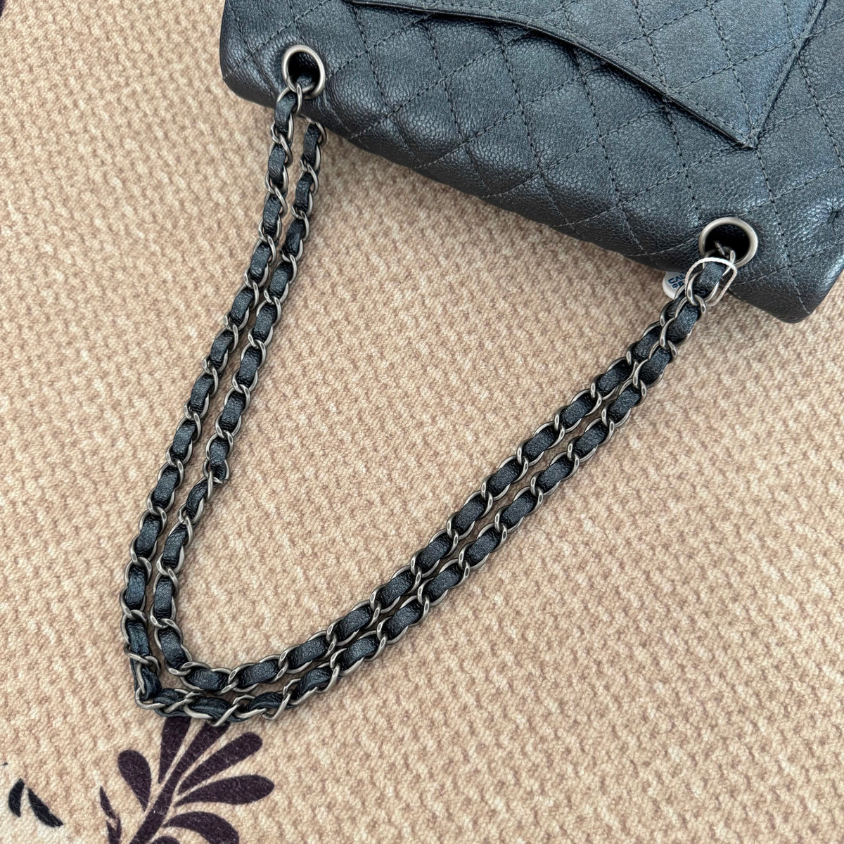 【Chanel】Chanel Charcoal Grey Caviar Medium Classic Flap
