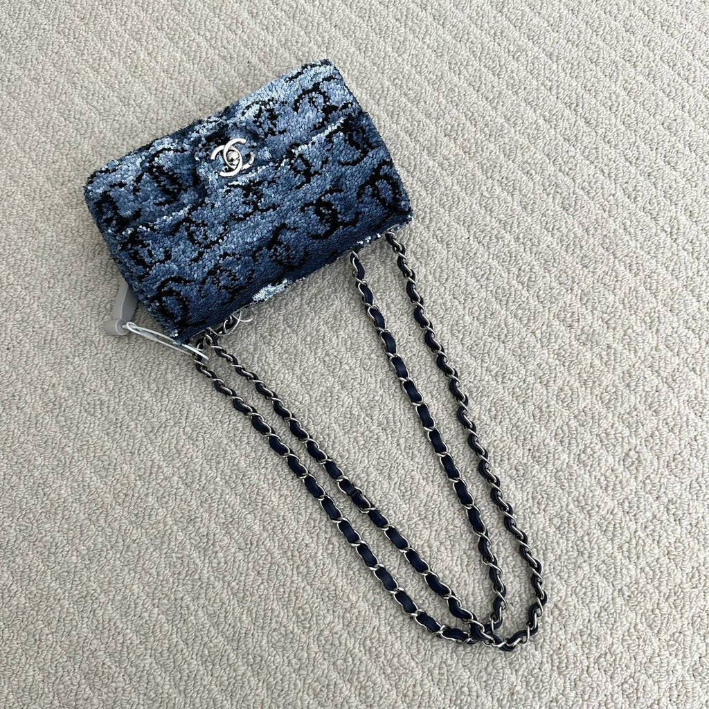 【Chanel】Chanel Black & Navy Sequin Classic Flap Bag