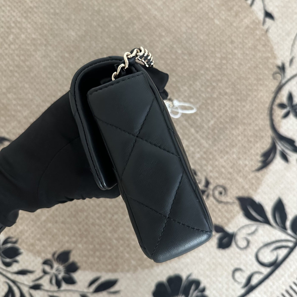 【Chanel】Chanel Black 23C Baguette Bag