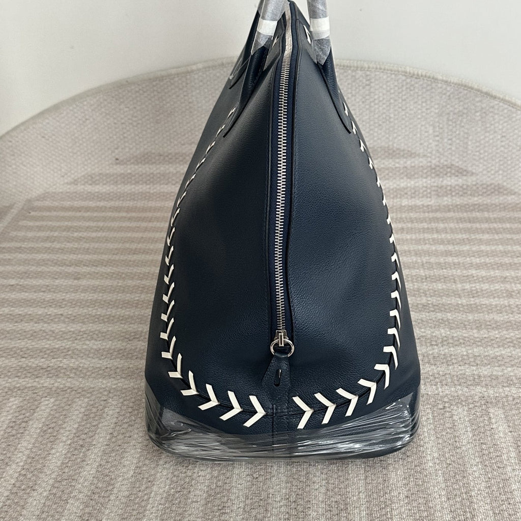 【Hermes】Hermès White and Blue Bowling Handbag