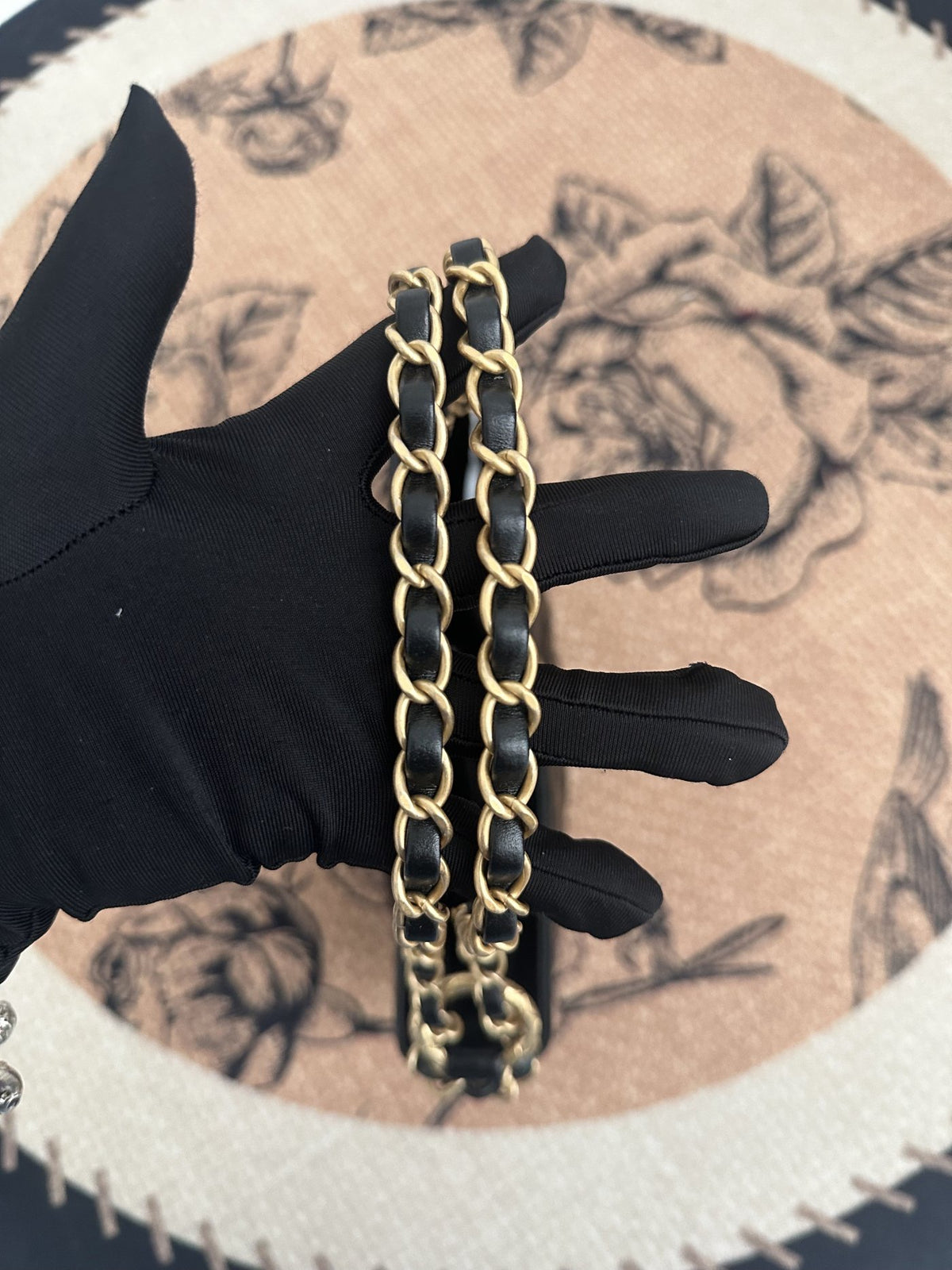 【Chanel】Chanel Black Gold Hobo Underarm Bag