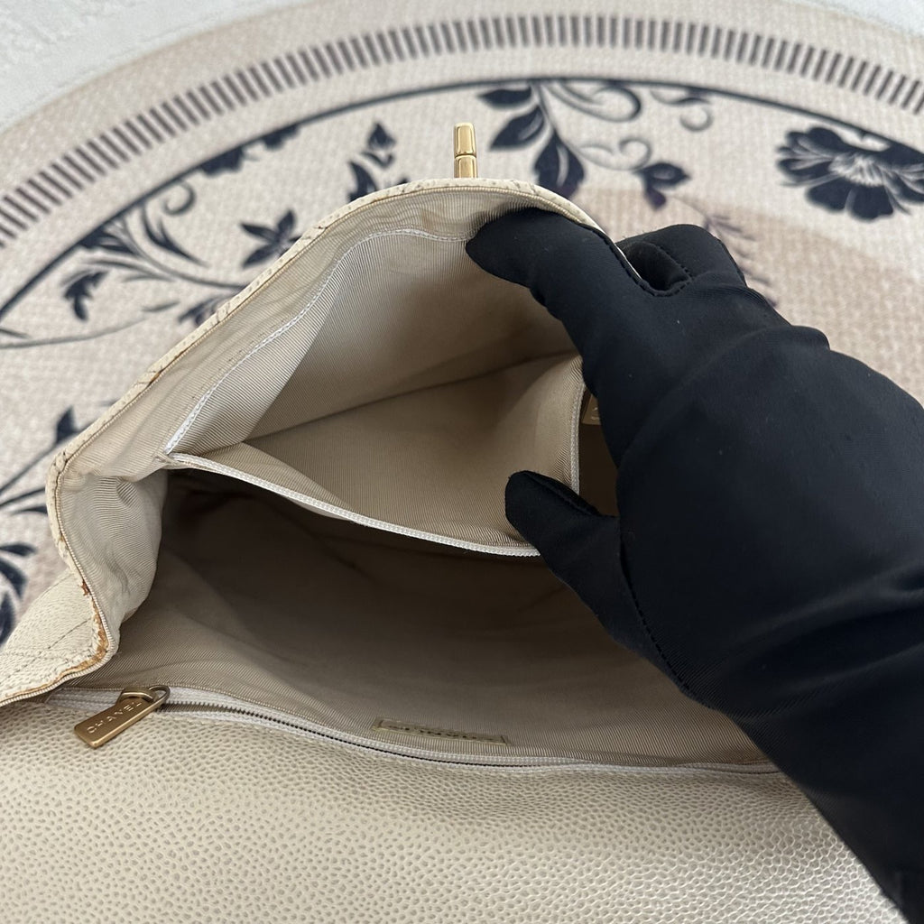 【Chanel】Chanel Cream Quilted Flap Backpack