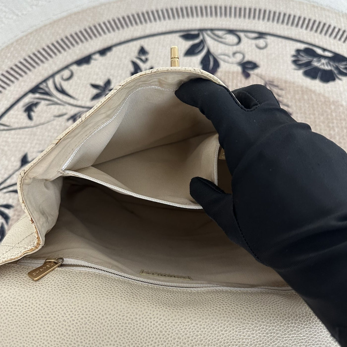 【Chanel】Chanel Cream Quilted Flap Backpack