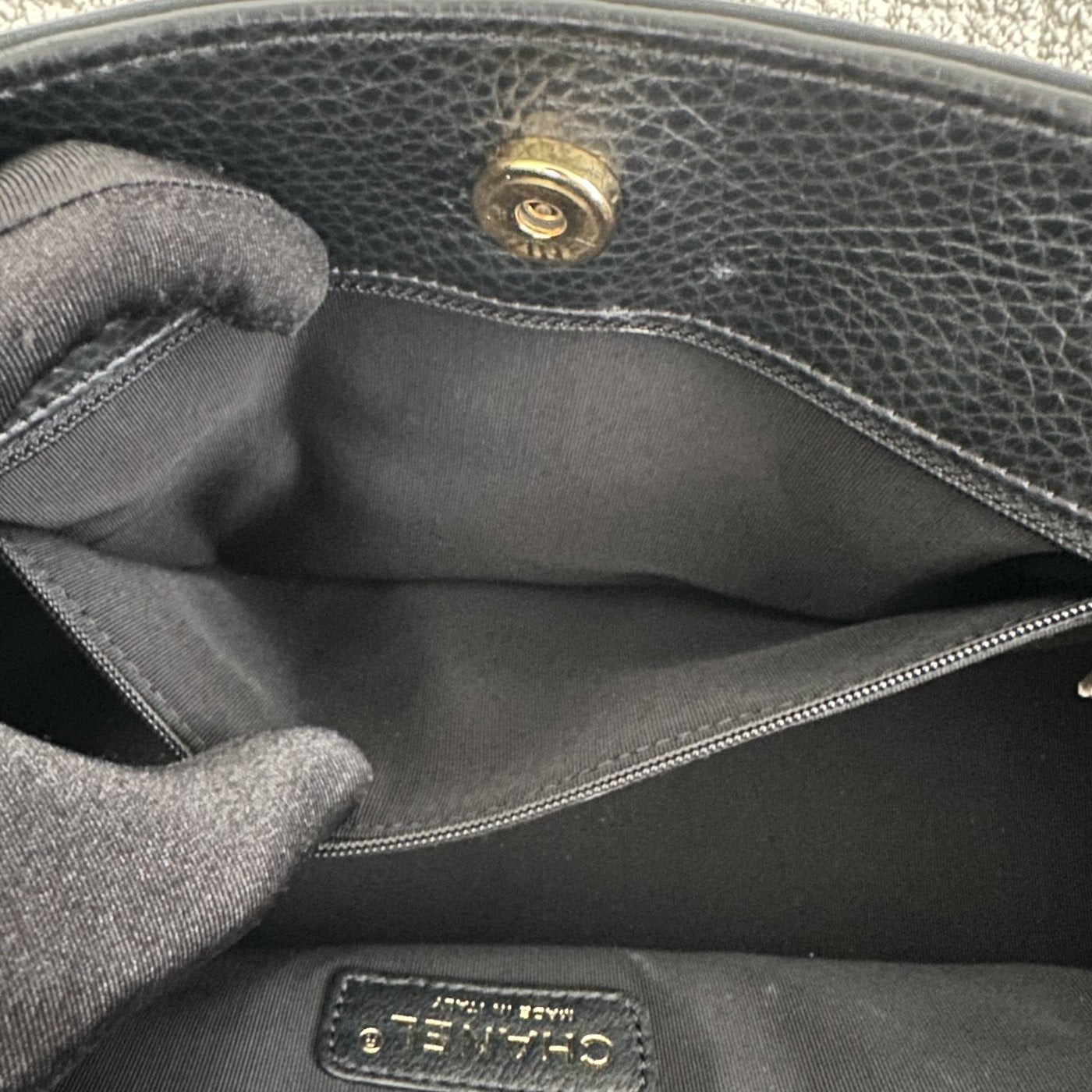 【Chanel】Chanel Cerf Executive Tote Black Caviar with Gold-Tone Hardware