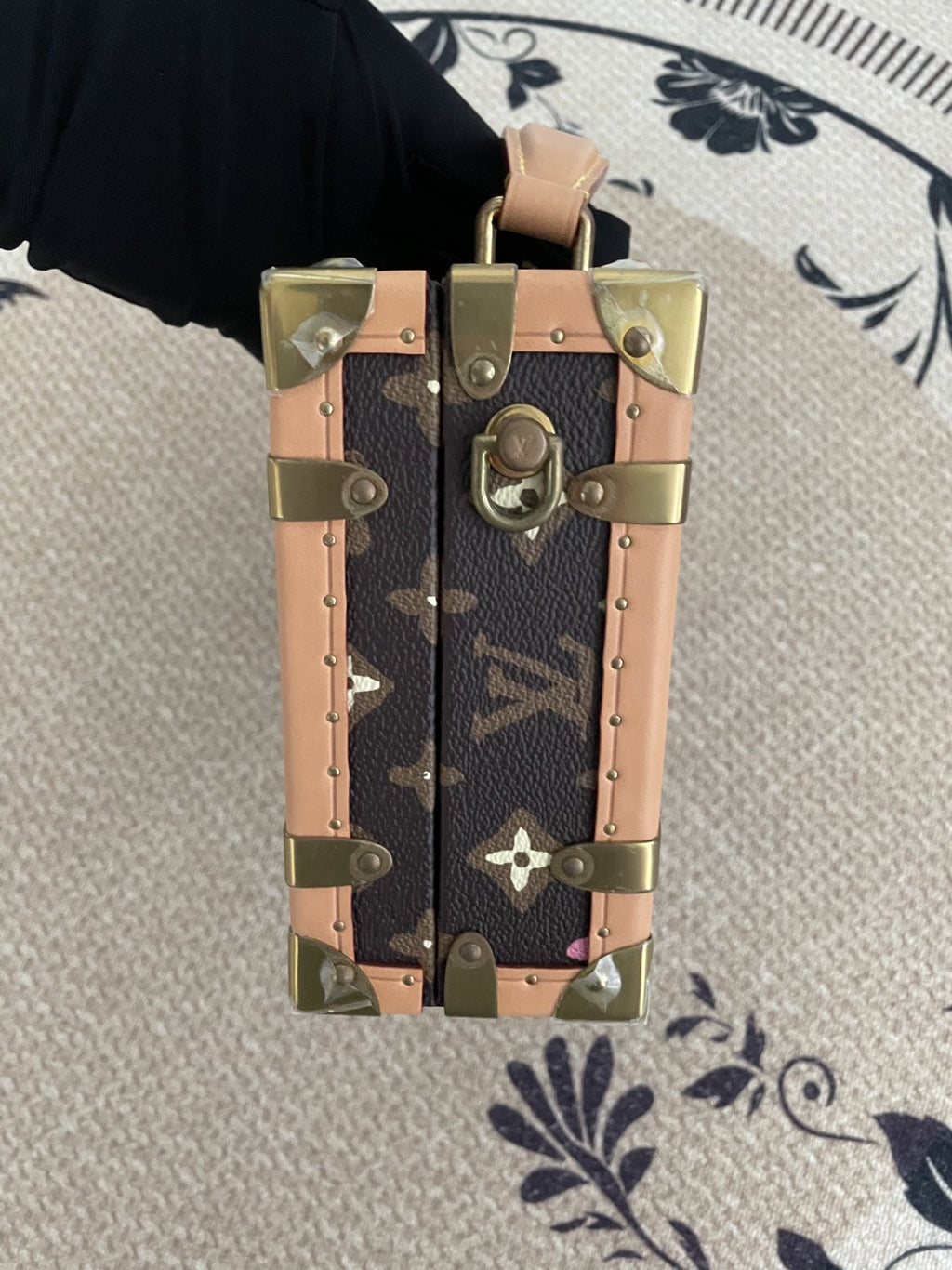 【LV】Louis Vuitton x Tyler, the Creator Hand Trunk Chocolate Craggy Monogram