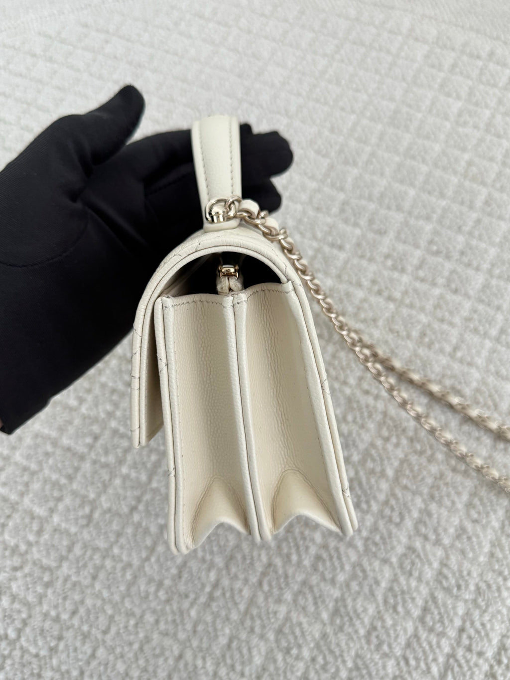 【Chanel】Chanel White Gold Caviar Leather Accordion Top Handle Bag