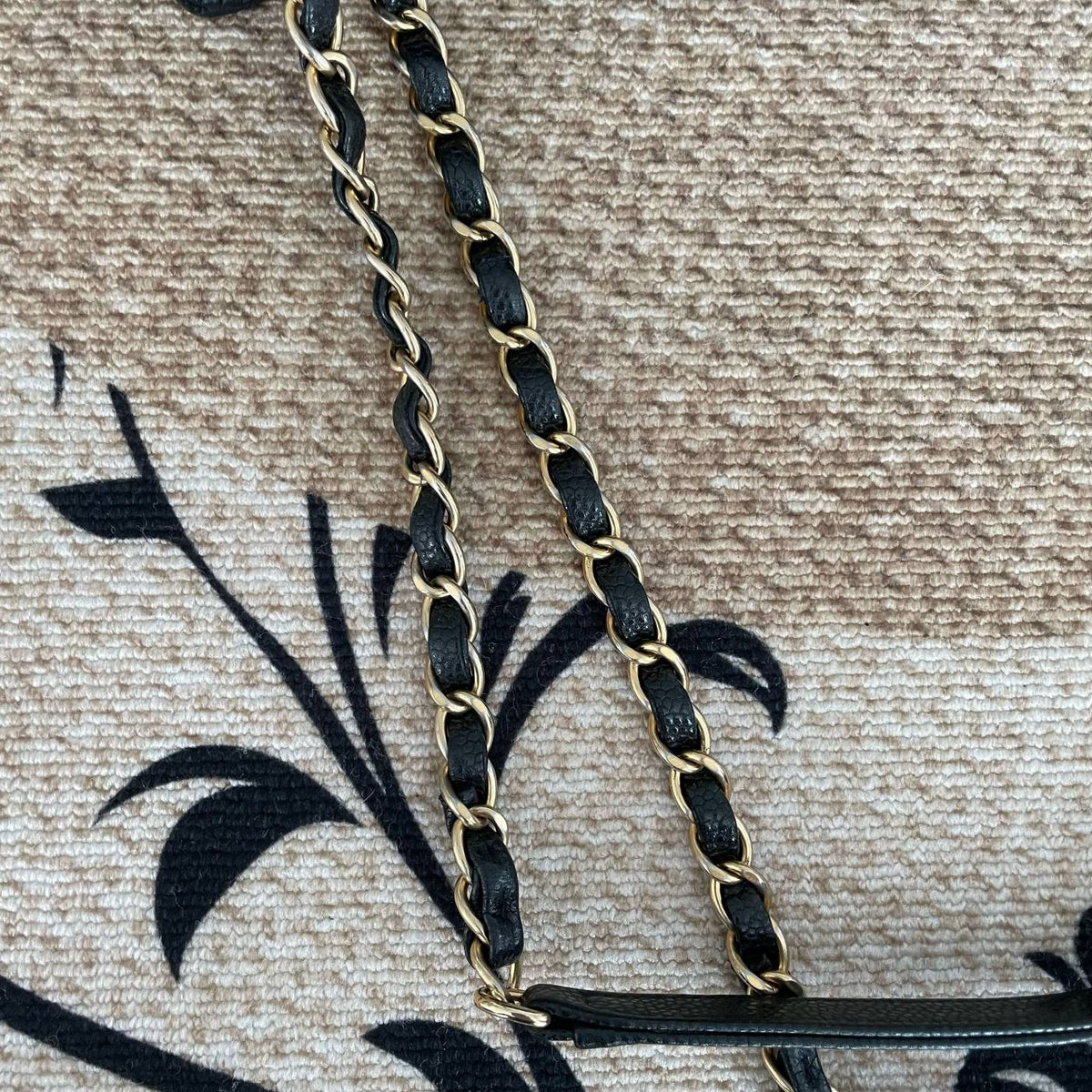 【Chanel】Chanel Black‑Gold Double‑Pocket Airport Bag