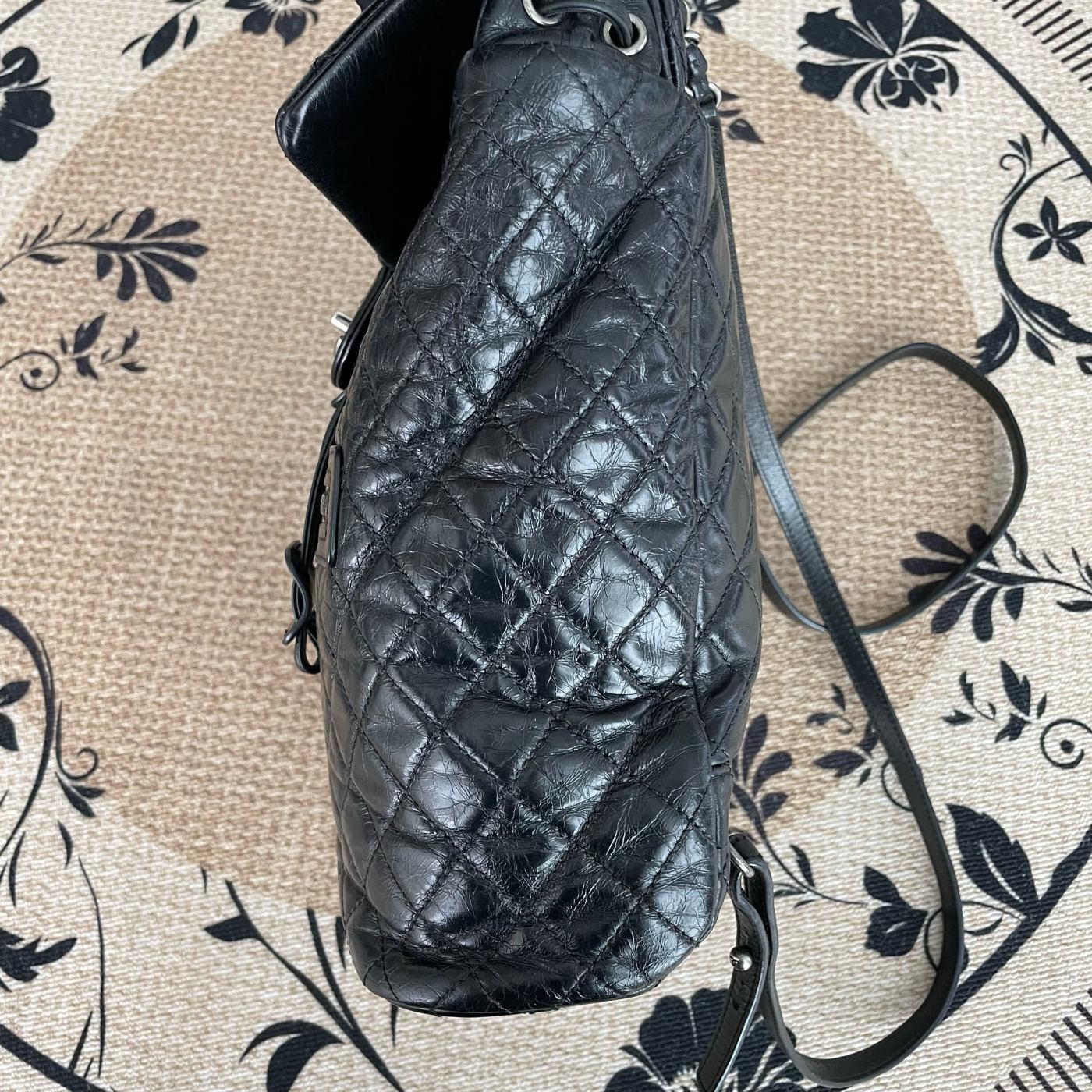 【Chanel】Chanel Black‑Silver Salzburg Backpack