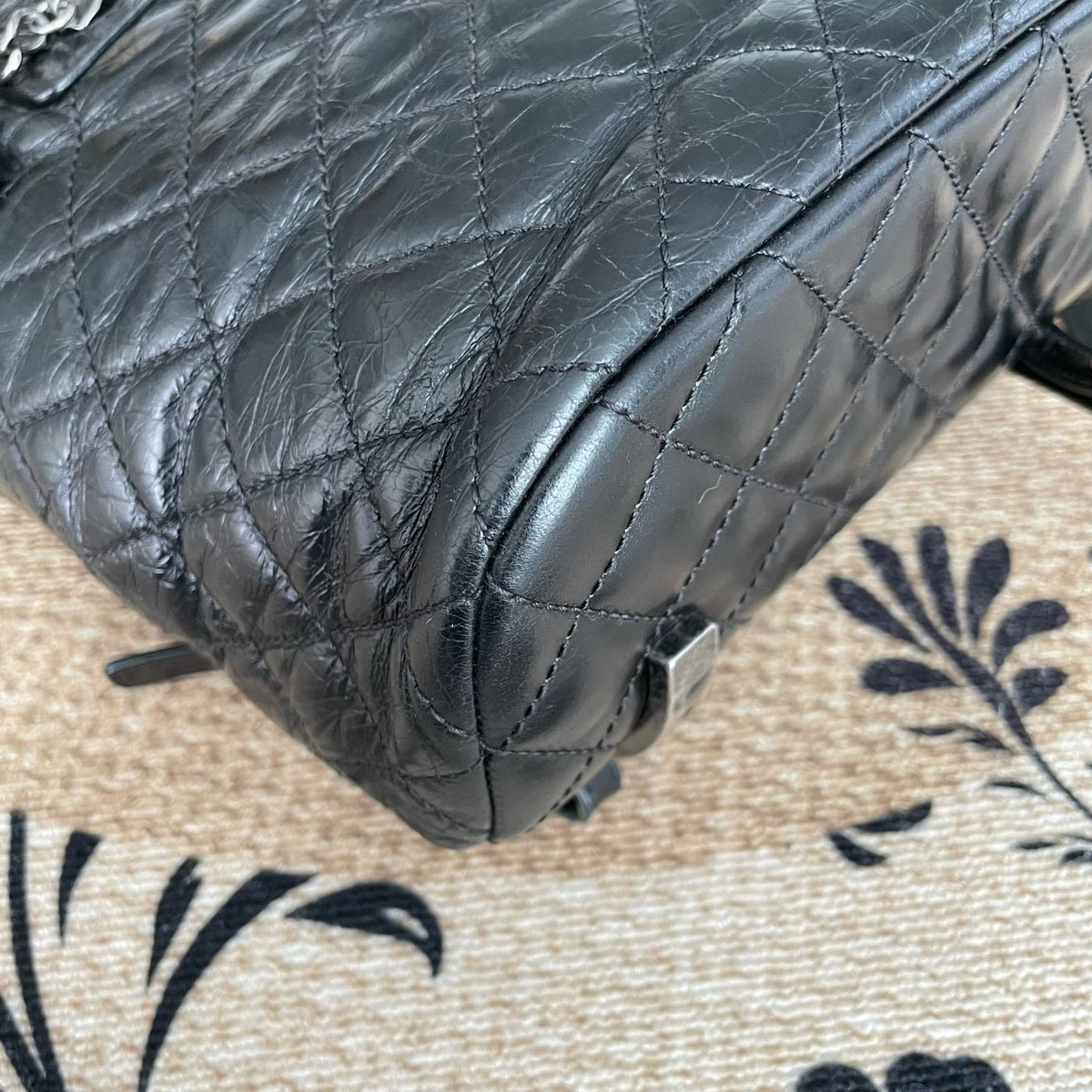 【Chanel】Chanel Black‑Silver Salzburg Backpack